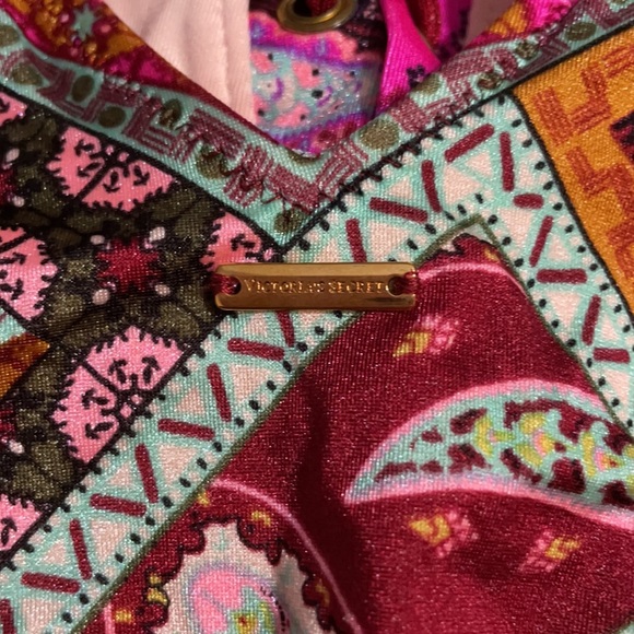 paisley print one piece swimsuit - Picture 4 of 5